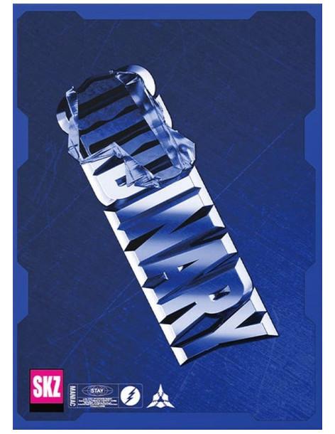 STRAY KIDS - Oddinary (6th Mini Album)  - Versiones: Scanning (azul), Mask off (rojo) Contenido:   - 1 Libro de fotografías de 7 2