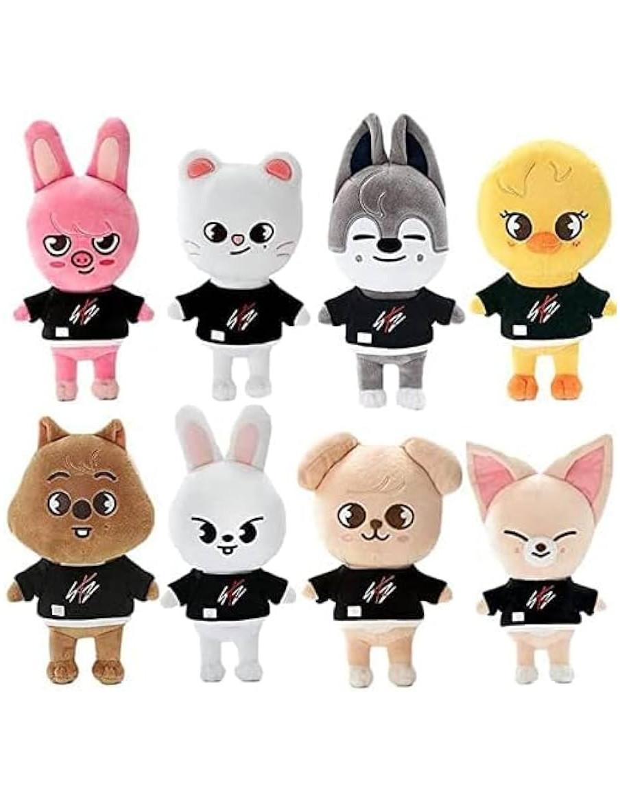 Peluches Skzoo - STRAY KIDS  - Peluche Skzoo Versiones:  Wolf - Bangchan. Chick - Felix. Puppy -  Seungmin. Weasel - Hyunjin
