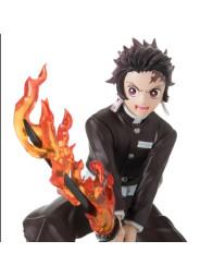 Figura  Xross Link Tanjiro Kamado Espada en llamas. Demon Slayer Kimetsu No Yaiba  - Figura Tanjiro Kamado Comiendo 14 cm aprox.