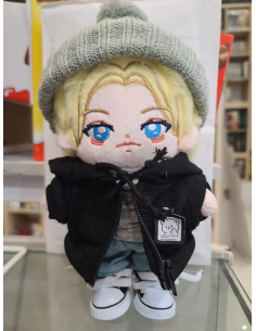 Peluche Inspirado en Felix 20cm  - Peluche exclusivo inspirado en el K-Pop, pensado para fans que aprecian el estilo único y la