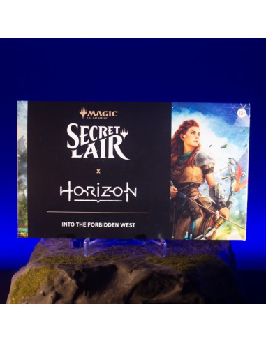 RESERVA MTG - Secret Lair Playstation x Horizon: Into the Forbidden West (Inglés)  - Este producto es una RESERVA, y se servirá 