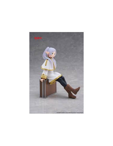 Figura Frieren. Beyond Journey's End. Trunk Case Ver.