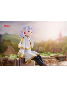 Figure Frieren. Beyond Journey's End. Trunk Case Ver.